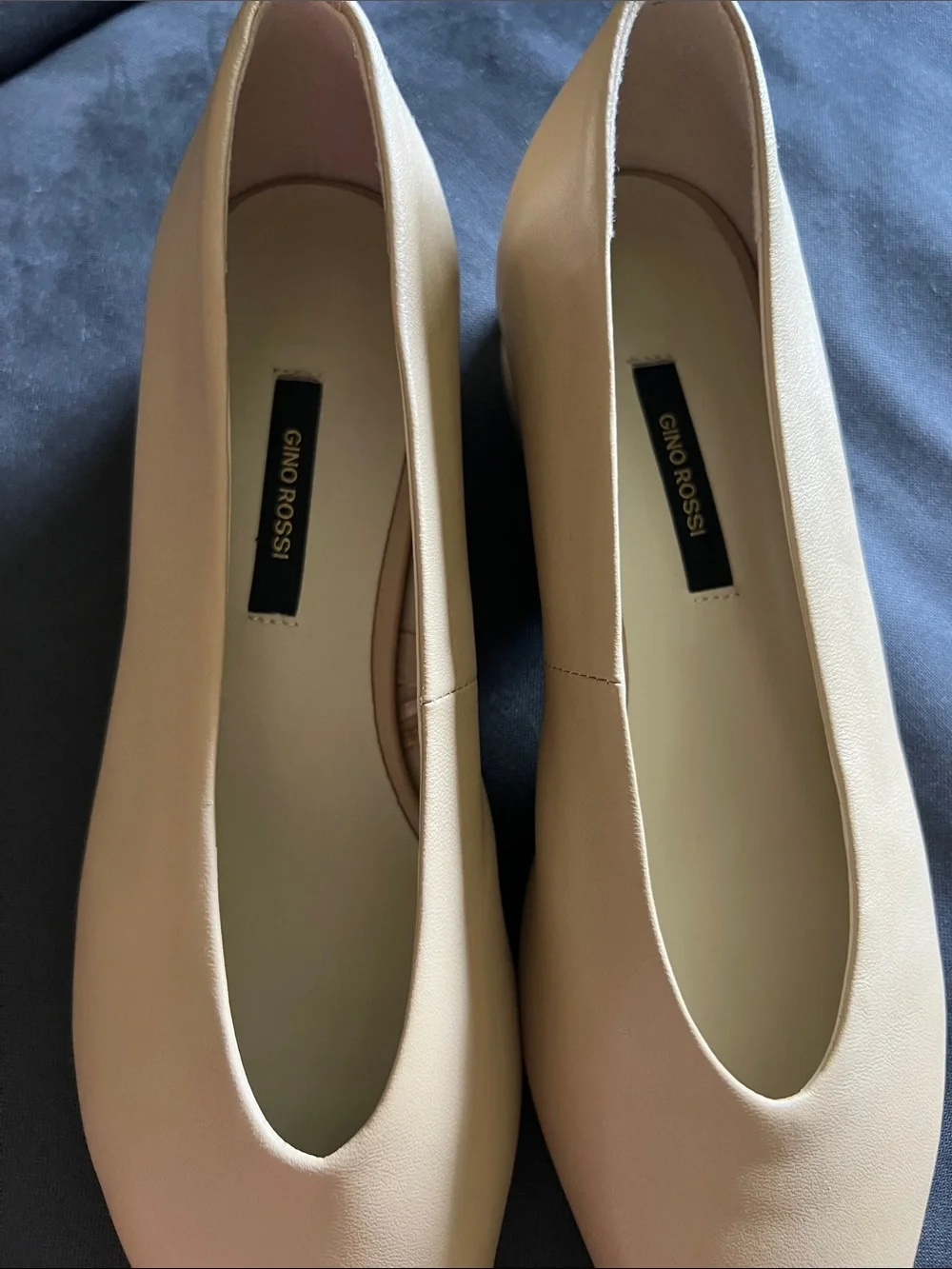 Yellow Pointed-Toe Women's Flats